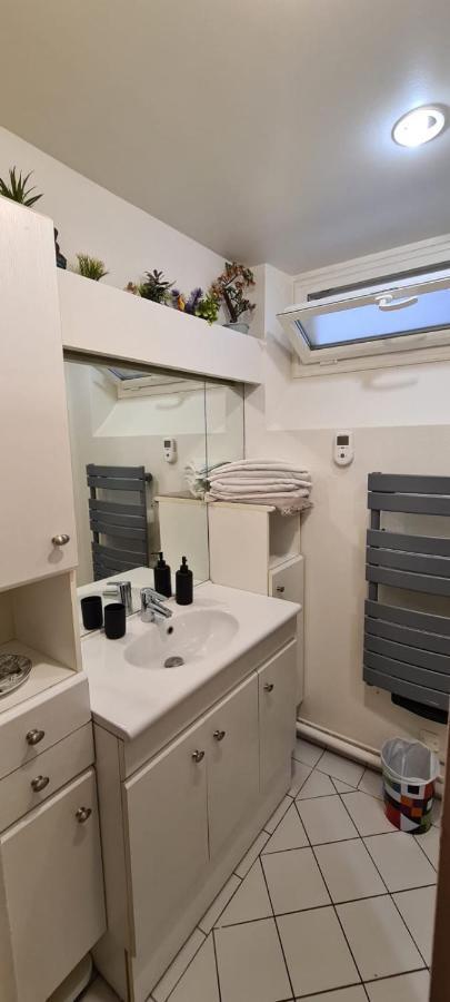 Cozy Apt Heart Of Paris, 3 Mins Louvre Apartman Kültér fotó